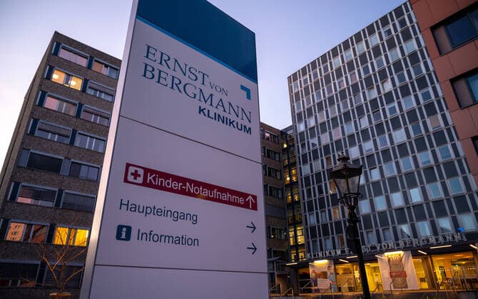 Potsdam State Capital State of Brandenburg 15 04 2020 ERNST von BERGMANN KLINIKUM HOSPITAL The Ernst von Bergmann Clinic is a municipal hospital in Potsdam, the state capital of Brandenburg. The hospital has about 1100 beds and is an academic teaching hospital of t