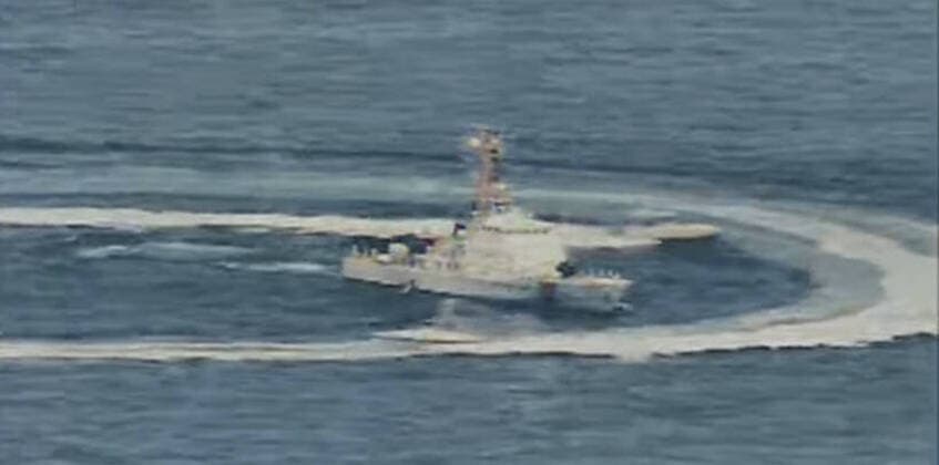 NORTH ARABIAN GULF (April 15, 2020) Iranian Islamic Revolutionary Guard Corps Navy (IRGCN) vessels conducted unsafe and unprofessional actions against U.S. Military ships by crossing the ships? bows and sterns at close range while operating in international waters of the North Arabian Gulf. U.S. forces are conducting joint interoperability operations in support of maritime security in the U.S. 5th Fleet area of operations. Where: Arabian Gulf When: 15 Apr 2020 Credit: Cover Images **Editorial use only ** Copyright: xx 40449625 EDITORIAL USE ONLY. NOT FOR USE BY NEWSPAPERS BASED IN THE UK.