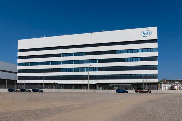 Pharmaceutical company Roche, factory building, pharmaceutical industry, Penzberg, Bavaria, Germany, Europe Copyright: imageBROKER/FotoxBeck iblsbe05450863.jpg