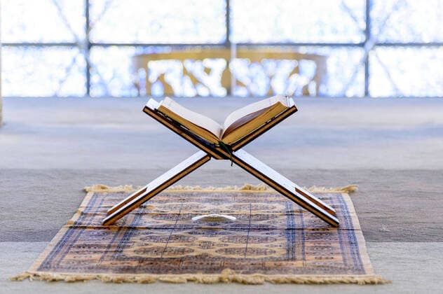 In times of Corona, Muslims pray alone during Lent to avoid the spread of the virus Archive photo from the mosque Islamic Forum Penzberg Penzberg, 19 04 2020 Foto:xD.xAnoraganingrumx xFuturexImage