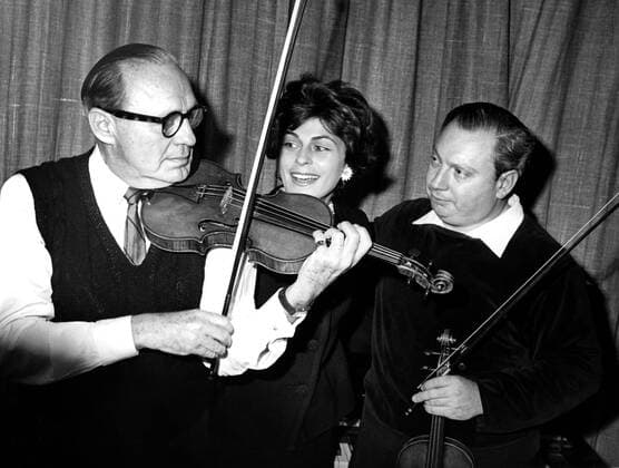 THE JACK BENNY SHOW, Jack Benny, Isaac Stern, 1950-1965 Courtesy Everett Collection !ACHTUNG AUFNAHMEDATUM GESCHÃ„TZT! PUBLICATIONXNOTxINxCANxCHNxFRAxITAxJPNxNORxPOLxRUSxESPxUKxUSA Copyright: xCourtesyxEverettxCollectionx TBDJABE EC012