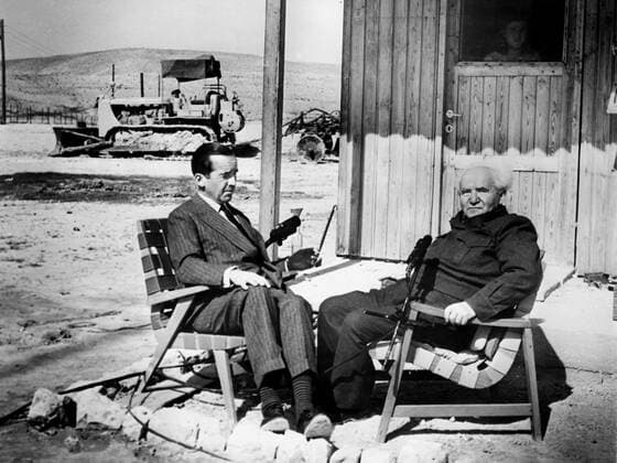 SEE IT NOW, Edward R. Murrow, David Ben-Gurion, 1951-1958, 1956 interview in Israel Courtesy Everett Collection !ACHTUNG AUFNAHMEDATUM GESCHÃ„TZT! PUBLICATIONXNOTxINxCANxCHNxFRAxITAxJPNxNORxPOLxRUSxESPxUKxUSA Copyright: xCourtesyxEverettxCollectionx TBDSEIT EC001