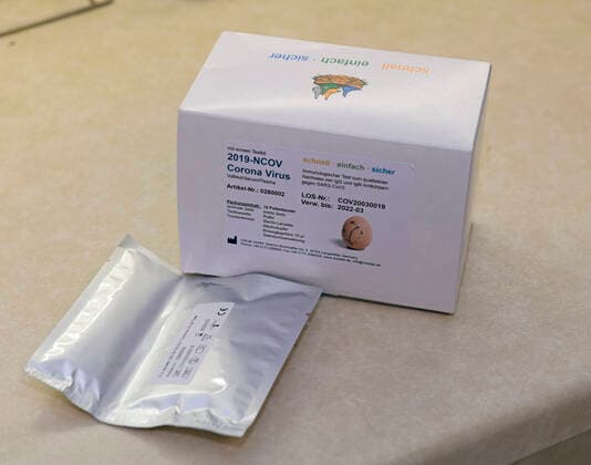 22 04 2020, COVID 19 Antibody Test Kit, Corona Virus Rapid Test is a rapid chromatographic immunoassay for the qualitative detection of IgG and IgM antibodies to SARS CoV 2 in human whole blood, serum or plasma as an aid in the diagnosis of primary and secondary SARS CoV 2 infections 22 04 2020, Corona Virus Antibody Test 22 04 2020, Corona Virus Antibody Test