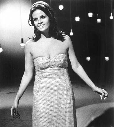 Claudine Longet, performing on a TV special, 1971. Courtesy Everett Collection !ACHTUNG AUFNAHMEDATUM GESCHÃ„TZT! PUBLICATIONXNOTxINxCANxCHNxFRAxITAxJPNxNORxPOLxRUSxESPxUKxUSA Copyright: xCourtesyxEverettxCollectionx PBDCLLO EC003