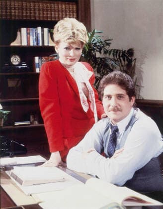 EMPIRE, from left: Christine Belford, Richard Masur, 1984. MGM Television Courtesy: Everett Collection !ACHTUNG AUFNAHMEDATUM GESCHÃ„TZT! PUBLICATIONXNOTxINxCANxCHNxFRAxITAxJPNxNORxPOLxRUSxESPxUKxUSA Copyright: xMGM CourtesyxEverettxCollectionx T4DEMPI EC001