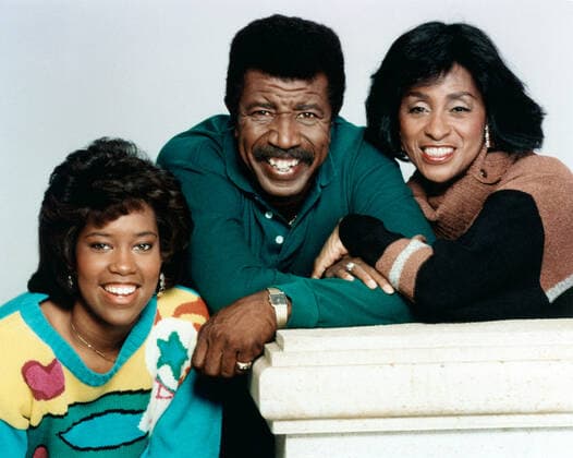 227, (from left): Regina King, Hal Williams, Marla Gibbs, (1989), 1985-90. Columbia Pictures Television Courtesy: Everett Collection Columbia Pictures Courtesy Everett Collection !ACHTUNG AUFNAHMEDATUM GESCHÃ„TZT! PUBLICATIONXNOTxINxCANxCHNxFRAxITAxJPNxNORxPOLxRUSxESPxUKxUSA Copyright: xColumbiaxPictures CourtesyxEverettxCollectionx T8DTWTW EC002