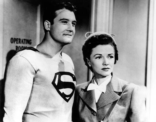 ADVENTURES OF SUPERMAN, George Reeves, Phyllis Coates, 1951 - 1957. Courtesy Everett Collection !ACHTUNG AUFNAHMEDATUM GESCHÃ„TZT! PUBLICATIONXNOTxINxCANxCHNxFRAxITAxJPNxNORxPOLxRUSxESPxUKxUSA Copyright: xCourtesyxEverettxCollectionx TBDADOF EC097