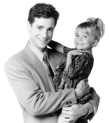FULL HOUSE, (from left): Bob Saget, Ashley Olsen, (Season 5, 1991), 1987-95. Lorimar Television Courtesy: Everett Collection Lorimar Film Entertainment Courtesy Everett Collection !ACHTUNG AUFNAHMEDATUM GESCHÃ„TZT! PUBLICATIONXNOTxINxCANxCHNxFRAxITAxJPNxNORxPOLxRUSxESPxUKxUSA Copyright: xLorimarxFilmxEntertainment CourtesyxEverettxCollectionx TBDFUHO EC034
