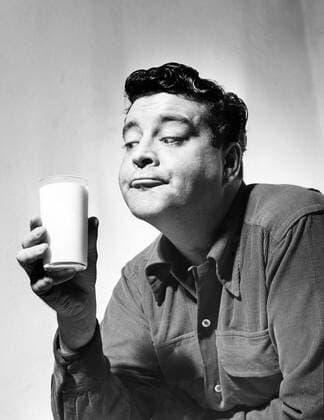 THE JACKIE GLEASON SHOW, Jackie Gleason, (ca. 1952), 1952-59 Courtesy Everett Collection !ACHTUNG AUFNAHMEDATUM GESCHÃ„TZT! PUBLICATIONXNOTxINxCANxCHNxFRAxITAxJPNxNORxPOLxRUSxESPxUKxUSA Copyright: xCourtesyxEverettxCollectionx TBDJAGL EC014