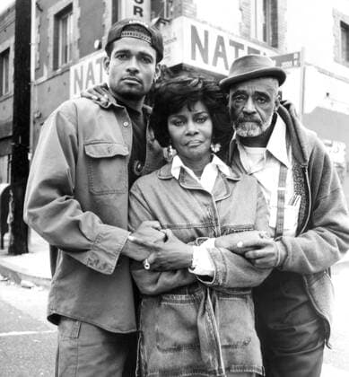 RIOT, Mario Van Peebles, Cicely Tyson, Melvin Van Peebles, 1997. Showtime Network Courtesy: Everett Collection Showtime Networks Inc. Courtesy Everett Collection !ACHTUNG AUFNAHMEDATUM GESCHÃ„TZT! PUBLICATIONXNOTxINxCANxCHNxFRAxITAxJPNxNORxPOLxRUSxESPxUKxUSA Copyright: xShowtimexNetworksxInc. CourtesyxEverettxCollectionx TBDRIOT EC001