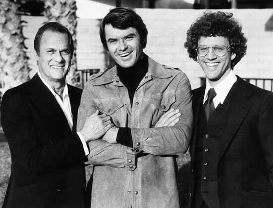 VEGA$, Tony Curtis, Robert Urich, John Rubinstein on set, 1978-81, (c)Spelling-Goldberg Productions courtesy Everett Collection Spelling-Goldberg Productions courtesy Everett Collection !ACHTUNG AUFNAHMEDATUM GESCHÃ„TZT! PUBLICATIONXNOTxINxCANxCHNxFRAxITAxJPNxNORxPOLxRUSxESPxUKxUSA Copyright: xCourtesyxEverettxCollectionx TBDVEGA EC001