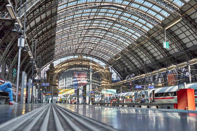 Afternoon at Frankfurt central station during the corona crisis Frankfurt am Main, 24 04 2020 Foto:xP.xBackx xFuturexImage