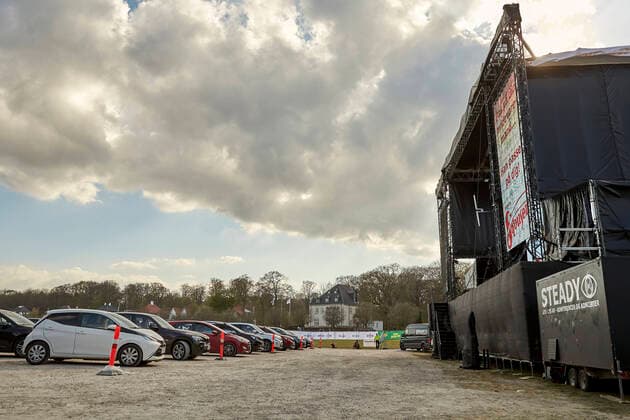 Mads Langer plays for a sold-out drive in concert at Tangkrogen in Aarhus, Friday, April 24, 2020, Aarhus Denmark,  Copyright: Copyrightx x2020xMikkelxBergxPedersen.xAllxrightsxreserverdxaccordingxtoxDanishxlaw.xForxmorexinformationxorxtoxbuyxthisximage, MikkelxBergxPedersenx cop115 spdk20200424-204230-L