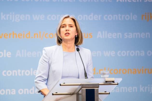 DEN HAAG, 24-04-2020, Press conference Minister van Financien Wopke Hoekstra and Minister van Infrastructuur en Waterstaat Cora van Nieuwenhuizen about new finance measures for Air France KLM. Irma Sluis. Press conference about Air France KLM  x7919153x Copyright: