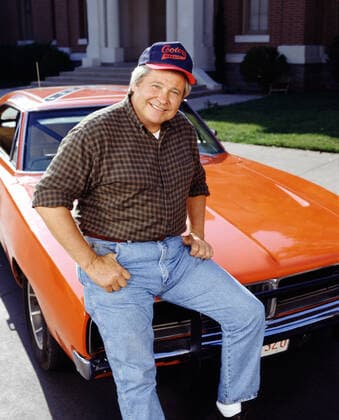 THE DUKES OF HAZZARD: HAZZARD IN HOLLYWOOD, Ben Jones, 2000, (c)Warner Bros. Television courtesy Everett Collection Warner Bros Courtesy Everett Collection !ACHTUNG AUFNAHMEDATUM GESCHÃ„TZT! PUBLICATIONXNOTxINxCANxCHNxFRAxITAxJPNxNORxPOLxRUSxESPxUKxUSA Copyright: xWarnerxBros CourtesyxEverettxCollectionx TCDDUOF EC017