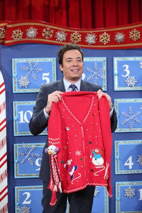 LATE NIGHT WITH JIMMY FALLON, Jimmy Fallon, (Episode 749, aired Dec. 12, 2012), 2009-. photo: Lloyd Bishop NBC Courtesy: Everett Collection NBC Courtesy Everett Collection !ACHTUNG AUFNAHMEDATUM GESCHÃ„TZT! PUBLICATIONXNOTxINxCANxCHNxFRAxITAxJPNxNORxPOLxRUSxESPxUKxUSA Copyright: xNBC CourtesyxEverettxCollectionx TCDLANI EC128