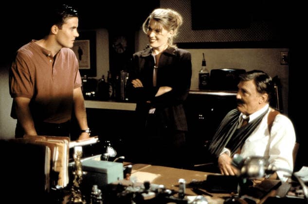 MIKE HAMMER, PRIVATE EYE, Shane Conrad, Shannon Whirry, Stacy Keach, (Episode 101), 1997-98, Franklin Waterman Productions Courtesy: Everett Collection, Franklin Waterman Productions Courtesy: Everett Collection, !ACHTUNG AUFNAHMEDATUM GESCHÃ„TZT! PUBLICATIONXNOTxINxCANxCHNxFRAxITAxJPNxNORxPOLxRUSxESPxUKxUSA Copyright: xCourtesyxEverettxCollectionx TSDMIHA EC012