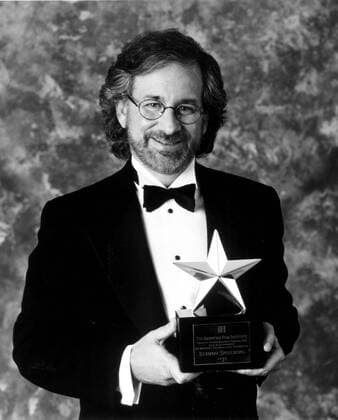 73. Berlinale, Steven Spielberg erhÃ¤lt den Goldenen EhrenbÃ¤ren fÃ¼r sein Lebenswerk AFI LIFE ACHIEVEMENT AWARD: A TRIBUTE TO STEVEN SPIELBERG, Steven Spielberg, aired April 4, 1996, NBC courtesy Everett Collection NBC Courtesy Everett Collection !ACHTUNG AUFNAHMEDATUM GESCHÃ„TZT! PUBLICATIONXNOTxINxCANxCHNxFRAxITAxJPNxNORxPOLxRUSxESPxUKxUSA Copyright: xNBC CourtesyxEverettxCollectionx TBDAFLI EC001