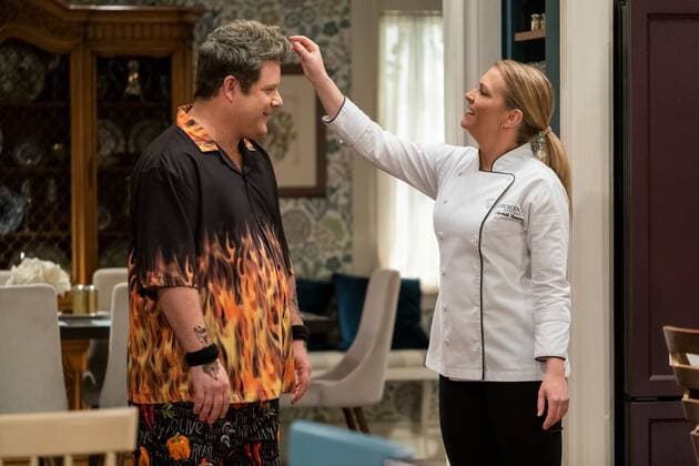 NO GOOD NICK, from left: Sean Astin, Melissa Joan Hart, The Mystery Shopper , (Season 1 2, ep. 116 206, aired Aug. 5, 2019). Ali Goldstein Netflix Courtesy Evcerett Colletion For usage credit please use; !ACHTUNG AUFNAHMEDATUM GESCHÃ„TZT! PUBLICATIONXNOTxINxCANxCHNxFRAxITAxJPNxNORxPOLxRUSxESPxUKxUSA Copyright: xNetflix CourtesyxEverettxCollectionx TCDNOGO ZX001