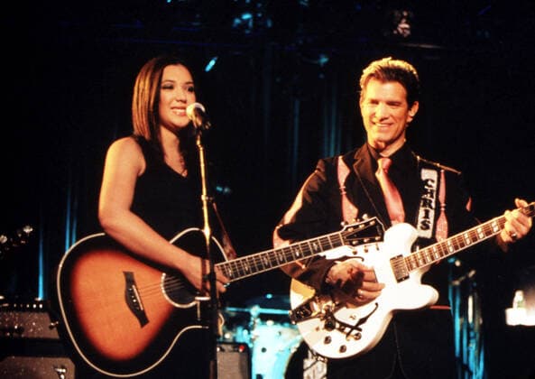 THE CHRIS ISAAK SHOW, Michelle Branch, Chris Isaak, The Candidate , (Season 3, aired January 15, 2004), 2001-04, photo: James Dittiger Showtime Networks Courtesy: Everett Collection Showtime Networks Inc. Courtesy Everett Collection !ACHTUNG AUFNAHMEDATUM GESCHÃ„TZT! PUBLICATIONXNOTxINxCANxCHNxFRAxITAxJPNxNORxPOLxRUSxESPxUKxUSA Copyright: xShowtimexNetworksxInc. CourtesyxEverettxCollectionx TSDCHIS EC010