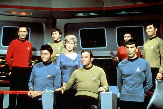 STAR TREK, James Doohan, DeForest Kelley, Walter Koenig, Majel Barrett, William Shatner, Nichelle Nichols, Leonard Nimoy, George Takei, 1966-1969 Paramount Courtesy Everett Collection !ACHTUNG AUFNAHMEDATUM GESCHÃ„TZT! PUBLICATIONXNOTxINxCANxCHNxFRAxITAxJPNxNORxPOLxRUSxESPxUKxUSA Copyright: xParamount CourtesyxEverettxCollectionx TSDSTTR PA007