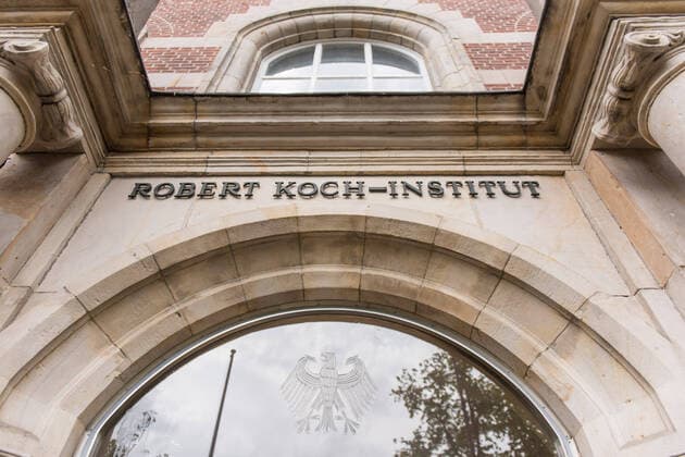 Coronavirus, Impressions from Berlin Germany, Berlin 29 04 2020 The picture shows the logo of the Robert Koch Institute at the entrance Berlin Berlin Germany