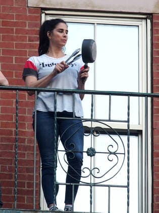 May 2, 2020, New York, New York, USA: Comedian Actor Sarah Silverman comes out on her fie escape to show support for the first responders who are battling the Covid 19 pandemic. New York USA - ZUMAct2_ 20200502_zaf_ct2_021 Copyright: xBrucexCotlerx
