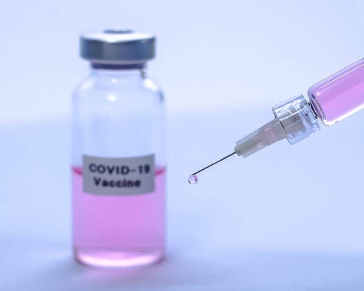 SOROCABA, SP - 03.05.2020: REMDESIVIR É NOVA ESPERANÇA PRA COVID19 - Conceptual photo of a vaccine for COVID-19 (new coronavirus) in a laboratory environment. x1909641x  CaduxRolim