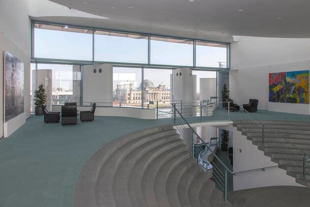 Skylobby Chancellery Berlin, 29 10 14 Skylobby on the 7th floor of the Chancellery, on the walls are pictures of Gerhard Richter, view of the Reichstag Berlin Germany