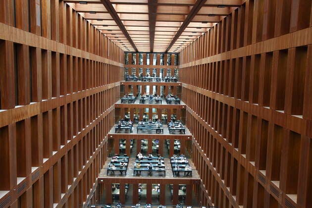 Jacob and Wilhelm Grimm Centre Berlin, DEU, 08 06 11 students in the reading room of the Jacob and Wilhelm Grimm Centre of the Humboldt University Berlin Germany
