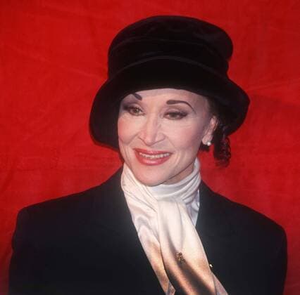Chita Rivera, 1993 Tony Awards Brunch. Photo By John Barrett PHOTOlink Everett Collection (Chita Rivera2445) For usage credit please use; PUBLICATIONXNOTxINxCANxCHNxFRAxITAxJPNxNORxPOLxRUSxESPxUKxUSA Copyright: xPHOTOlink CourtesyxEverettxCollectionx ASCA005 F4003