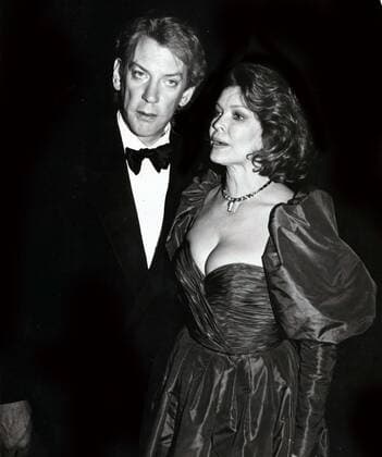 Donald Sutherland, Ellen Burstyn, Undated. Photo By John Barrett PHOTOlink Everett Collection (DonaldSutherland Ellen Burstyn1005) For usage credit please use; PUBLICATIONXNOTxINxCANxCHNxFRAxITAxJPNxNORxPOLxRUSxESPxUKxUSA Copyright: xPHOTOlink CourtesyxEverettxCollectionx ASCA007 F4224