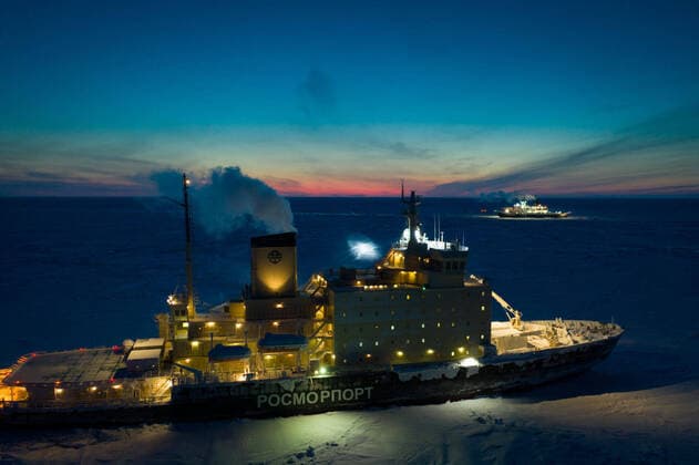 March 10, 2019, Arctic Sea, Arctic: Russian icebreaker Kapitan Dranitsyn supplies research icebreaker Polarstern in in the Central Arctic Ocean. MOSAiC is the largest polar expedition in history: in September 2019, the German research icebreaker Polarstern has set sail from Tromso, Norway, to spend a year drifting through the Arctic Ocean, trapped in ice. The goal of the MOSAiC expedition is to take the closest look ever at the Arctic as the epicenter of global warming and to gain fundamental insights that are key to better understand global climate change. Hundreds of researchers from 20 countries are involved in this exceptional endeavor. Following in the footsteps of Fridtjof Nansen s ground-breaking expedition with his wooden sailing ship Fram in 1893-1896, the MOSAiC expedition will bring a modern research icebreaker close to the nor - ZUMAz03_ 20200310_rep_z03_127 Copyright: xMauelxErnstx
