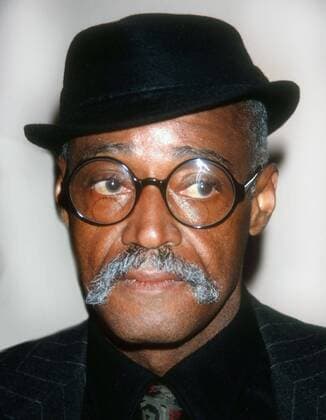 Melvin Van Peebles, 1992. Photo By Adam Scull PHOTOlink Everett Collection (Melvin Van Peebles1025) For usage credit please use; Adam Scull PHOTOlink PUBLICATIONXNOTxINxCANxCHNxFRAxITAxJPNxNORxPOLxRUSxESPxUKxUSA Copyright: xPHOTOlink CourtesyxEverettxCollectionx ASCA017 F4616