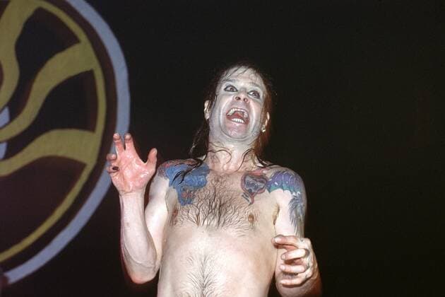 1 concert 92 Ozzy Osbourne in the Berlin venue Neue Welt , hard rock, heavy metal, stage, music, naked upper body, hair on chest, nipples, tattoo, tattoo, Copyright: xBRIGANI-ART HEINRICHx BriganiArt_00018873_00018873
