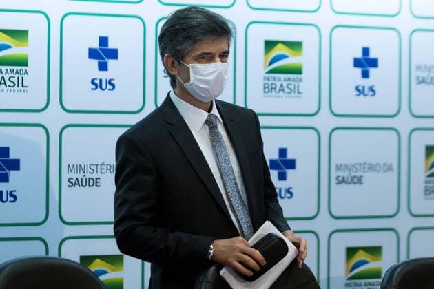 Until today Minister of Health of Brazil Nelson Teich summons the press to make official his departure from the Brazilian Government in Brasilia, Brazil, 15 May 2020. Teich, with just under a month in office, resigned this Friday after serious friction with President Jair Bolsonaro over his differences regarding the fight against the coronavirus. Teich s resignation was announced by the Ministry of Health itself, in a brief official note that only reported on the resignation. EFE Joedson Alves Brazil s Health Minister resigns with pandemic in full swing !ACHTUNG: NUR REDAKTIONELLE NUTZUNG!  Copyright: xJoedsonxAlvesx AME170 20200515-637251771826995699