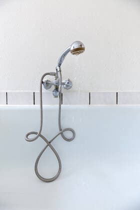 badewanne,armatur,handbrause *** bathtub,valve frc-k1w