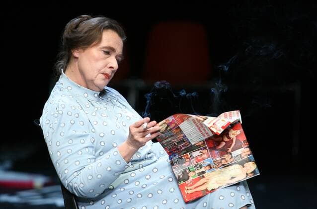 77 Theater: Gabriele Heinz, Pornographie, in den Berliner Kammerspielen Deutsches Theater, Vorf?hrung, Schauspieler Berlin Germany, Deutschland *** 77 Theater Gabriele Heinz, pornography, in the Berliner Kammerspiele Deutsches Theater, performance, actor Berlin Germany, Germany Copyright: xPOP-EYE Gabschx 00152508_00152508