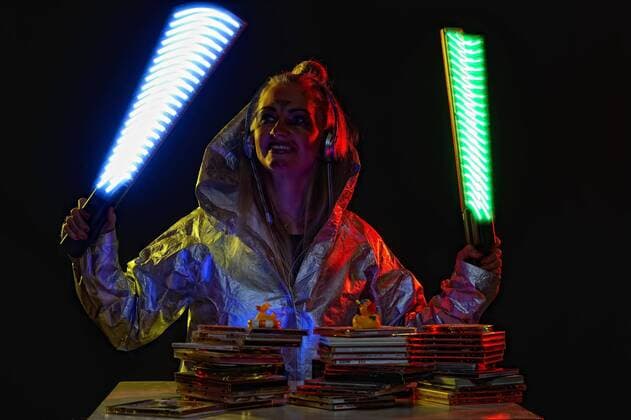 Young woman as DJ, Germany, Europe Copyright: imageBROKER/JanxWalter ibljaw05778323.jpg