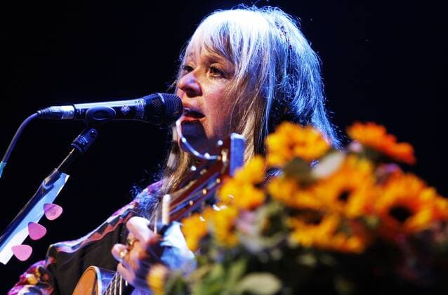 77 Konzert: Melanie Safka, im Berliner Kesselhaus, Pop, Saengerin, Melanie Anne Safka-Schekeryk, Musikerin, Musik, Berlin Deutschland, Germany *** 77 Concert Melanie Safka, in Berlin Kesselhaus, Pop, singer, Melanie Anne Safka Schekeryk, musician, music, Berlin Germany, Germany Copyright: xPOP-EYE Gabschx 00201257_00201257