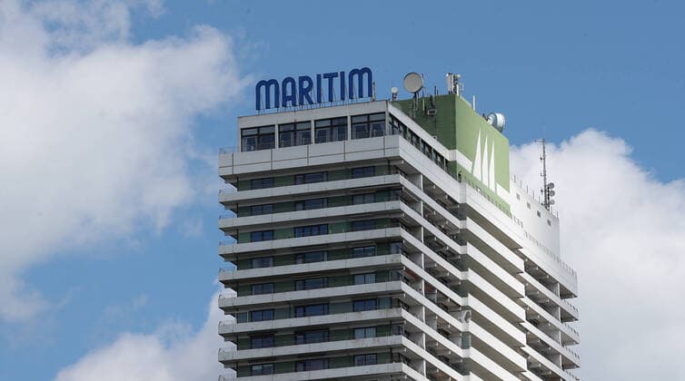 From 18 May 2020, hotels in Schleswig Holstein may once again be allowed to accommodate tourists, MARITIM Travemuende Travemuende