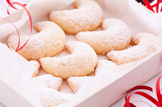 plätzchen,weihnachtsplätzchen,vanillekipferl *** pastry crust,christmas cookies,cornets khh-fxi