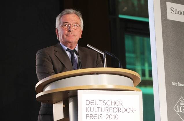 77 Hans Werner Kilz (Sueddeutsche Zeitung), zu Gast bei der Verleihung des Deutschen Kulturfoerderpreis 2010 im Haus der Deutschen Wirtschaft, Berlin Germany, Deutschland *** 77 Hans Werner Kilz Sueddeutsche Zeitung , guest at the presentation of the German Cultural Sponsorship Award 2010 in the House of German Business, Berlin Germany, Germany Copyright: xPOP-EYE Gabschx 00228851_00228851
