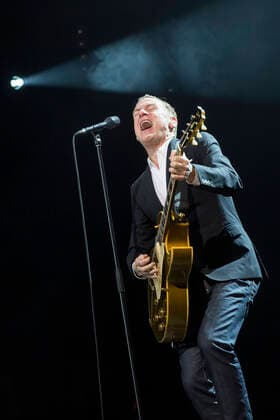 19 Concert Bryan Adams, singer Bryan Adams on Get Up Tour live in the Berlin Mercedes Benz Arena on 29 05 2016, Rock, Rock music, Rock singer, Rock musician, MBA, Music Berlin Germany, Germany Copyright: xPOP-EYEx xBenxKriemannx 10048818_BryanAdams_5617
