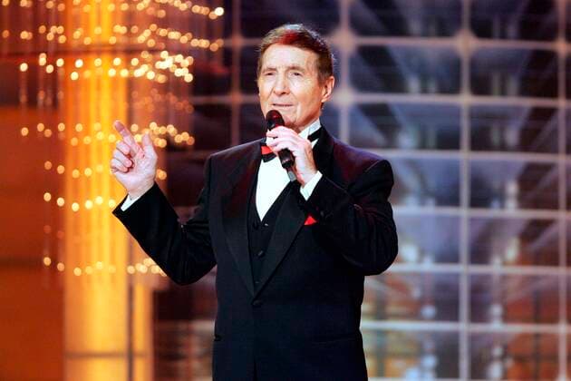 32 TV: Freddy Quinn in der Fernsehshow WILLKOMMEN BEI CARMEN NEBEL, Musik, singer, Sänger Halle Deutschland, Germany *** 32 TV Freddy Quinn in the TV show WELCOME TO CARMEN NEBEL, music, singer, singer Halle Germany, Germany Copyright: xPOP-EYE Scherfx 00085657_00085657
