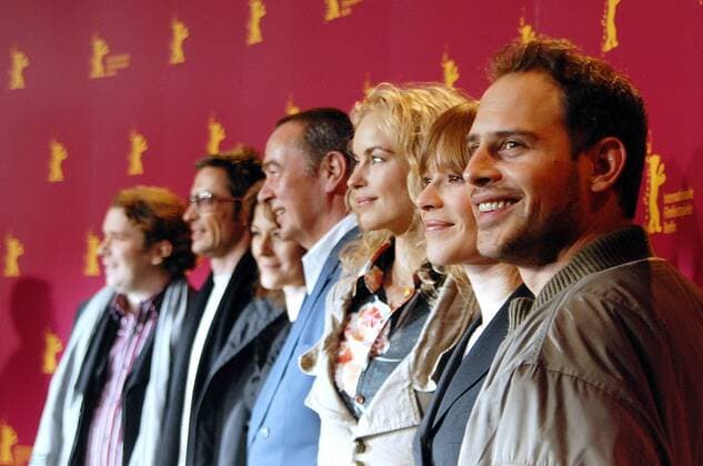 14 Berlinale: Elementarteilchen, Photocall mit v.l. Christian Ulmen, Oskar Roehler, Martina Gedeck, Bernd Eichinger, Nina Hoss, Franka Potente, Moritz Bleibtreu, 56. Internationale Filmfestspiele in Berlin, Kino, Film, movie, actor, Schauspieler, Schauspielerin, actress, Portrait, Berlin Deutschland, Germany *** 14 Berlinale Elementarteilchen, Photocall with v l Christian Ulmen, Oskar Roehler, Martina Gedeck, Bernd Eichinger, Nina Hoss, Franka Potente, Moritz Bleibtreu, 56 Berlin International Film Festival, cinema, film, movie, actor, actor, actress, actress, portrait, Berlin Germany, Germany Copyright: xPOP-EYE Pedersenx 00091122_00091122