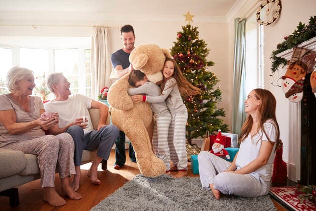 freude,teddybär,weihnachtsgeschenk *** joy,teddy bear,christmas present mmq-wum,model released, Symbolfoto