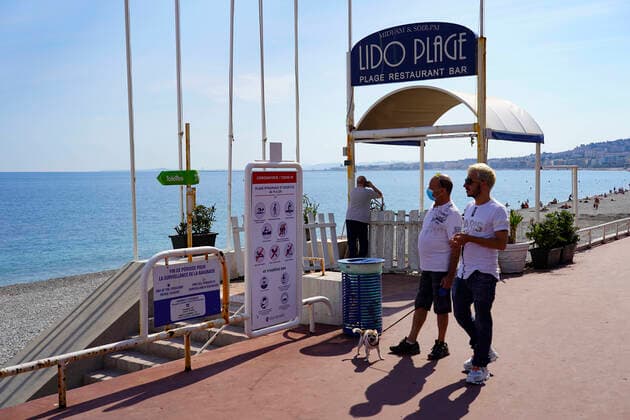 Deconfinement sur la promenade des anglais NEWS : Covid 19 Coronavirus en France - Nice - 22 05 2020 NorbertScanella PanoramiC 