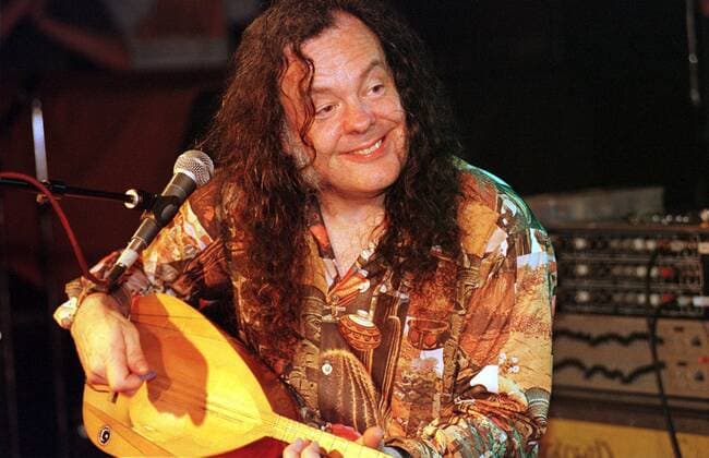 1 Konzert 98: David Lindley (string), Gitarrist, spielt viele Saiteninstrumente, Blues, Rock, Jazz, strings, Musik, *** 1 concert 98 David Lindley string , guitarist, plays many string instruments, blues, rock, jazz, strings, music, Copyright: xBRIGANI-ART HEINRICHx 00013683_00013683