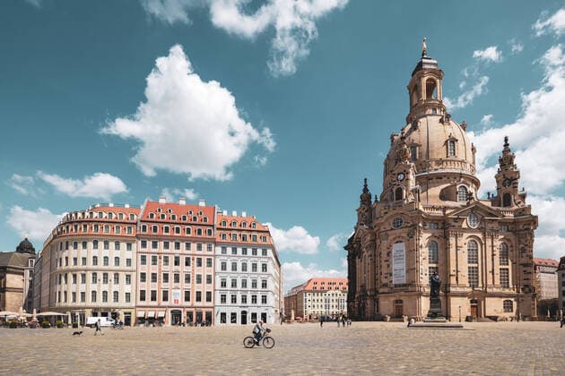 Far and wide no tourists in front of the Frauenkirche on the Neumarkt in Dresden during Corona